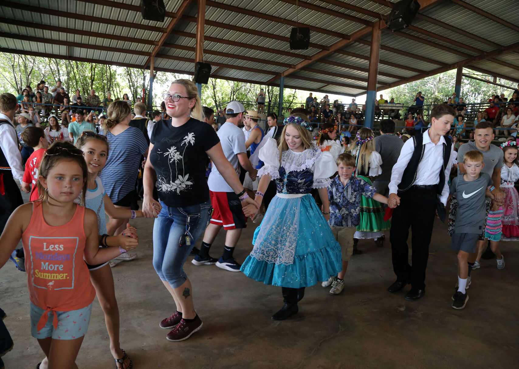 westfestdance2.JPG